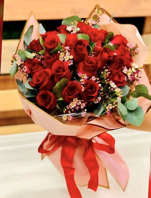 Two Doz Red Roses Wrap Bouquet Arranged By A Florist In Las Vegas Nv